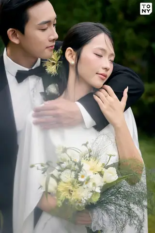 Top 10+ Mẫu Album Tiệc Cưới Đẹp Nhất 2024: Xu Hướng Phong Cách, Loại Hình & Hướng Dẫn Chọn Mua