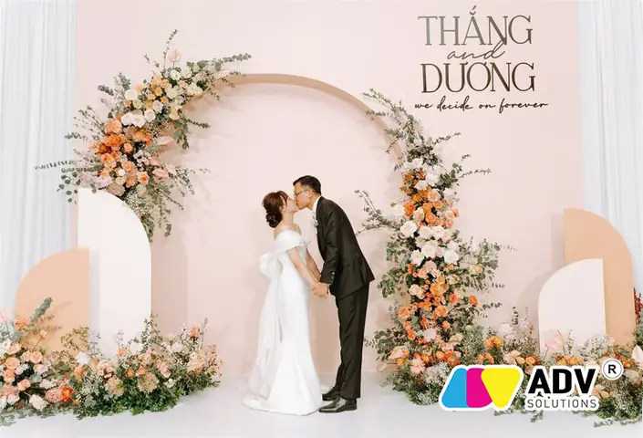 Tổng Hợp 100+ Mẫu Backdrop Tiệc Cưới Đẹp 2025: Phong Cách, Chất Liệu & Giá Tham Khảo
