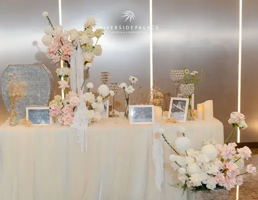 Bàn Gallery Tiệc Cưới Là Gì? Ý Nghĩa, 30+ Mẫu Đẹp 2026, Chi Phí & Cẩm Nang Trang Trí Chuẩn Bản
