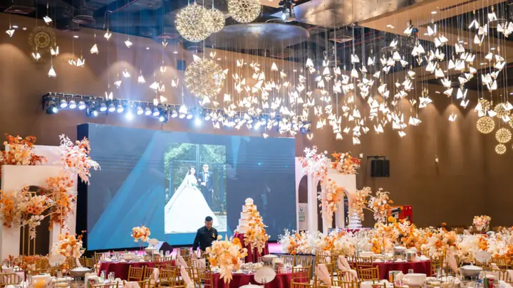Bảng Giá Tiệc Cưới 2025 Chi Tiết Theo Từng Hạng Mục: Menu, Sảnh, Trang Trí & Mẹo Tối Ưu Ngân Sách