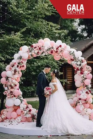 Tư Vấn Chọn Mua & Thuê Dịch Vụ Bong Bóng Tiệc Cưới: So Sánh Loại, Giá & Lưu Ý Quan Trọng