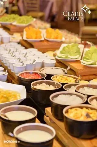 Review Buffet Chay Tại Nhà Hàng Tiệc Cưới Claris Palace: Thực Đơn 60+ Món, Ưu Đãi & Top Địa Chỉ Tham Khảo TP.HCM