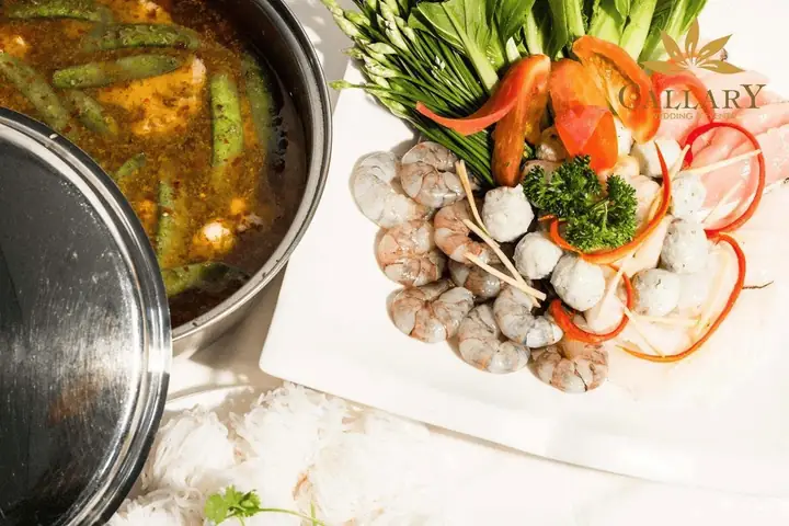 Tổng Hợp 50+ Mẫu Thực Đơn Tiệc Cưới 2026: Theo Phong Cách, Miền Và Số Món (kèm Giá Tham Khảo)
