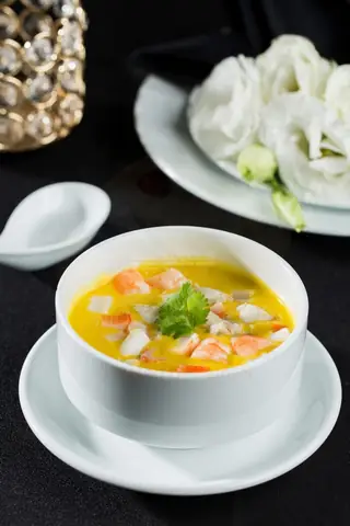 Top 15+ Món Súp Khai Vị Tiệc Cưới Ngon, Sang Trọng & Cách Chọn Phù Hợp Thực Đơn