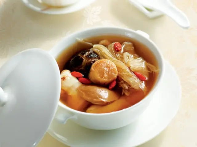 Top 15+ Món Súp Khai Vị Tiệc Cưới Ngon, Sang Trọng & Cách Chọn Phù Hợp Thực Đơn