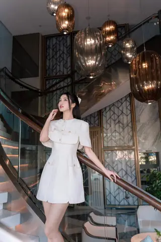Tổng Hợp 50+ Cách Tạo Dáng Chụp Ảnh Đi Tiệc Cưới Đẹp, Tự Nhiên Cho Nam, Nữ, Cặp Đôi Và Nhóm Bạn