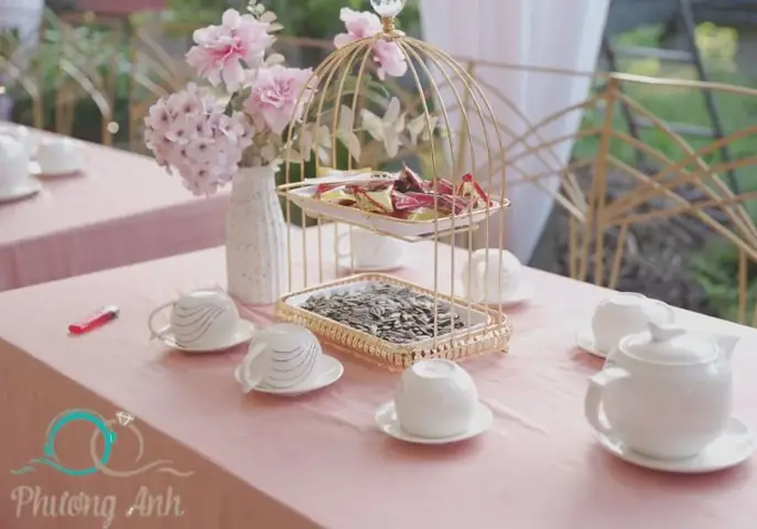 Cách Cắm Hoa Bàn Tiệc Cưới Đẹp, Đơn Giản Và Bền: Hướng Dẫn Từng Bước Cho Đám Cưới
