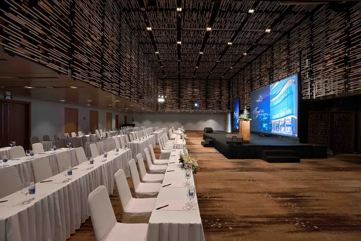 Bảng Giá Tiệc Cưới Capella Gallery Hall 2026: Chi Tiết Mức Giá/bàn, Gói Trọn Gói & Thực Đơn Mới Nhất