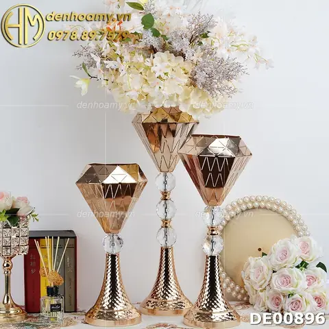 Top 10+ Mẫu Chân Nến Trang Trí Tiệc Cưới Đẹp, Sang Trọng & Giá Tốt 2024 + Kinh Nghiệm Chọn Mua