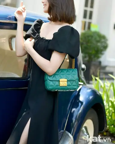 Cách Chọn Túi Xách Đi Dự Tiệc Cưới Cho Nàng: Sang Trọng, Hợp Trang Phục Và Đúng Dresscode