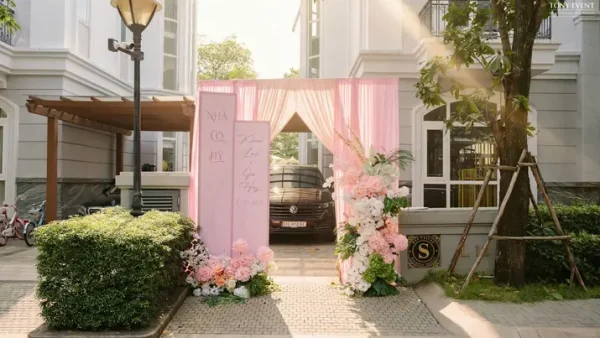 Tổng Hợp 99+ Mẫu Cổng Nhà Hàng Tiệc Cưới Đẹp 2025: Theo Chất Liệu, Phong Cách & Báo Giá Tham Khảo