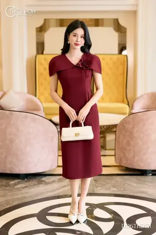 Top 99+ Mẫu Đầm Dự Tiệc Cưới U40 Sang Trọng, Tôn Dáng 2024: Gợi Ý Chọn Đầm Che Khuyết Điểm Cho Quý Cô Trung Niên