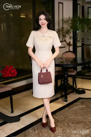 Top 99+ Mẫu Đầm Dự Tiệc Cưới U40 Sang Trọng, Tôn Dáng 2024: Gợi Ý Chọn Đầm Che Khuyết Điểm Cho Quý Cô Trung Niên