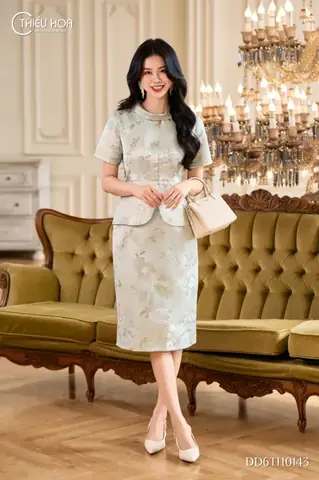 Top 99+ Mẫu Đầm Dự Tiệc Cưới U40 Sang Trọng, Tôn Dáng 2024: Gợi Ý Chọn Đầm Che Khuyết Điểm Cho Quý Cô Trung Niên