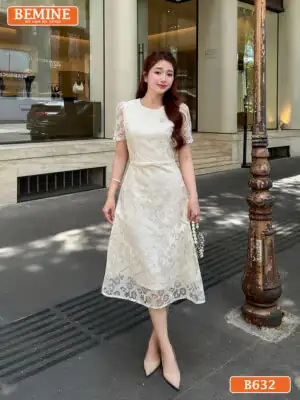 Chọn Đầm Dự Tiệc Cưới Phù Hợp: So Sánh Dáng, Chất Liệu Và Màu Sắc