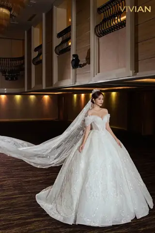 Tư Vấn Chọn Đầm Dự Tiệc Big Size: Dáng, Chất Liệu Và Giá Cho Nàng 55-90kg