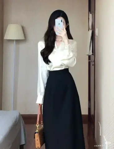 Gợi Ý 100+ Outfit Đi Tiệc Cưới Đẹp, Sang Trọng Cho Nam & Nữ Năm 2025