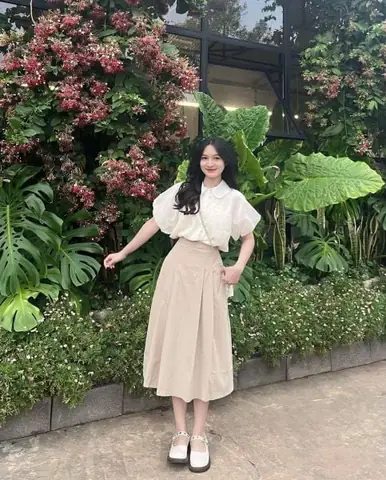 Gợi Ý 100+ Outfit Đi Tiệc Cưới Đẹp, Sang Trọng Cho Nam & Nữ Năm 2025