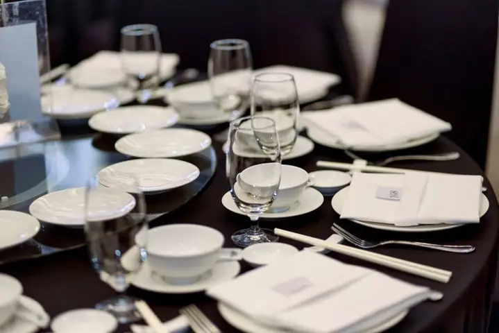 Giá Tiệc Cưới Nikko Saigon 2025: Bảng Giá Menu, Chi Phí Sảnh, Gói Dịch Vụ & Ưu Đãi Mới Nhất