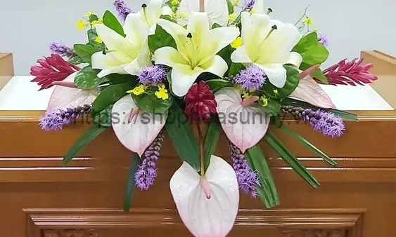 Top 10 Mẫu Hoa Để Bàn Tiệc Cưới Đẹp, Sang Trọng Và Ý Nghĩa