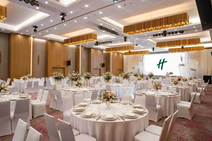 Top Khách Sạn Tiệc Cưới TP.HCM 2025: Danh Sách 5 Sao, 4 Sao & Sảnh Tiệc Lớn Uy Tín Top Khách Sạn Tiệc Cưới TP.HCM 2025: Danh Sách 5 Sao, 4 Sao & Sảnh Tiệc Lớn Uy Tín