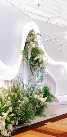 Nhà Hàng Tiệc Cưới Bạch Kim: Lựa Chọn Địa Điểm Tổ Chức Đám Cưới Sang Trọng Tại TP. HCM
