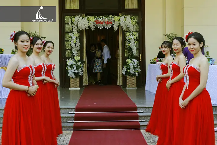 Nhà Hàng Tiệc Cưới Dinh Độc Lập – Địa Điểm Lý Tưởng Cho Lễ Cưới Sang Trọng