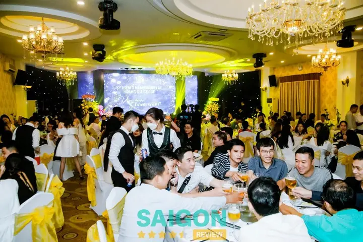 Top 10 Nhà Hàng Tiệc Cưới Giá Rẻ Tại TP.HCM: Giá Bàn, Chất Lượng Và Dịch Vụ