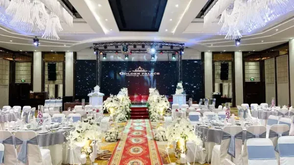 Khám Phá Các Địa Điểm Nhà Hàng Tiệc Cưới Golden Palace Cho Đôi Cặp