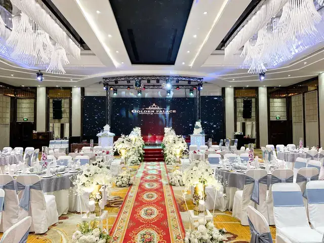 Khám Phá Các Địa Điểm Nhà Hàng Tiệc Cưới Golden Palace Cho Đôi Cặp