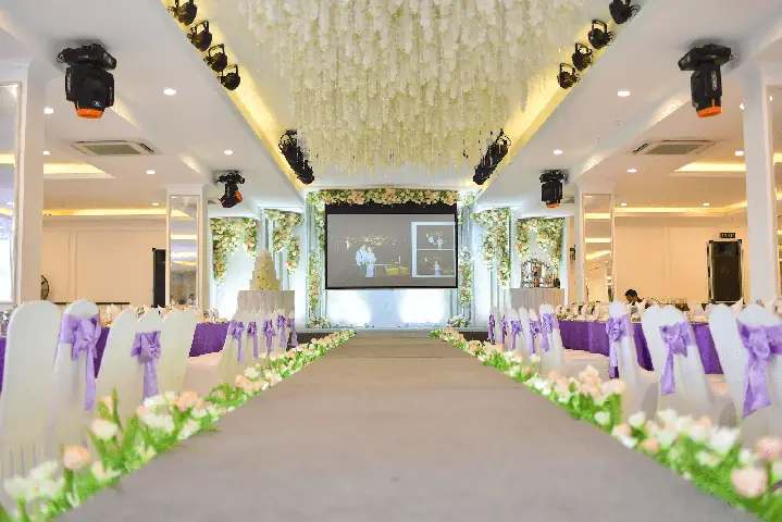 Cách Chọn Nhà Hàng Tiệc Cưới Hoa Lư: So Sánh Không Gian, Dịch Vụ Và Chi Phí Cách Chọn Nhà Hàng Tiệc Cưới Hoa Lư: So Sánh Không Gian, Dịch Vụ Và Chi Phí