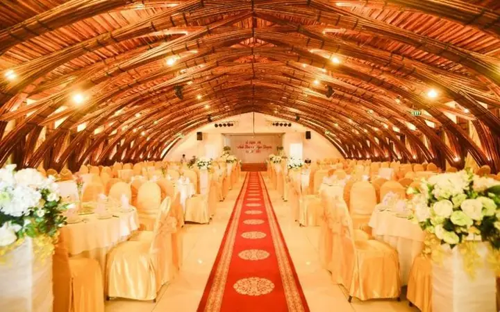 Đánh Giá Chi Tiết Nhà Hàng Tiệc Cưới Homyland: Không Gian, Thực Đơn, Giá Cả & Dịch Vụ Trọn Gói 2024