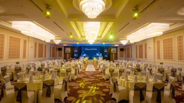 Nhà Hàng Tiệc Cưới Luxury Palace: Tiêu Chí Chọn, Sức Chứa Và Lựa Chọn Sảnh Phù Hợp