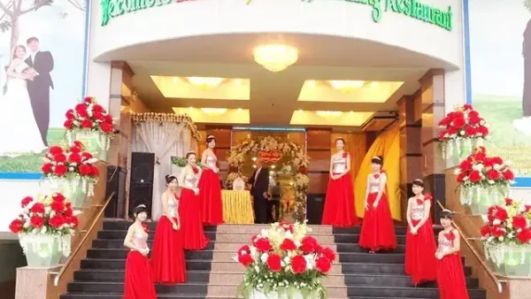 Đánh Giá Chi Tiết Nhà Hàng Tiệc Cưới MD Star Tân Phú: Không Gian, Thực Đơn, Giá Cả & Kinh Nghiệm Đặt Tiệc