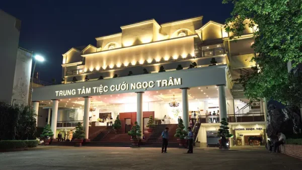 Tìm Nhà Hàng Tiệc Cưới Ngọc Trâm: Địa Chỉ Quận 12, Đánh Giá Và Liên Hệ Tại TP.HCM