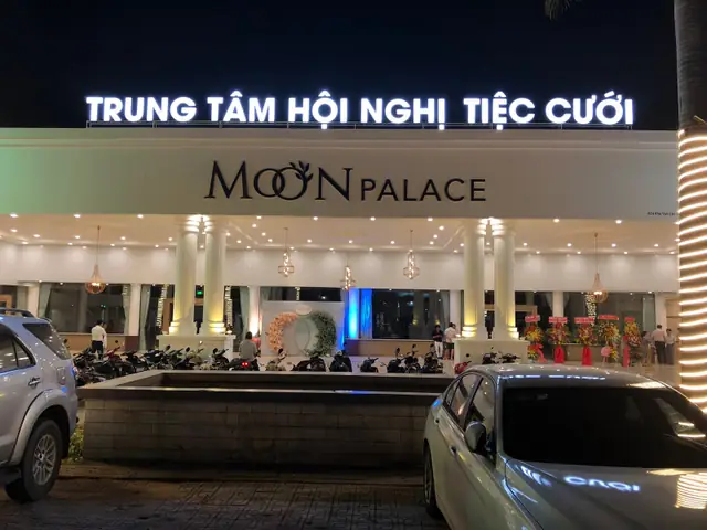 Top 10+ Nhà Hàng Tiệc Cưới Thủ Đức Sang Trọng, Giá Tốt 2025: Danh Sách Chi Tiết & Bí Quyết Chọn Đúng Chốn