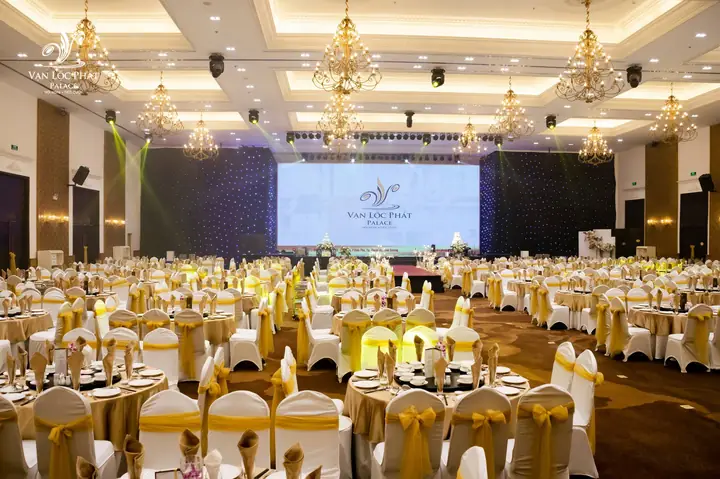 Nhà Hàng Tiệc Cưới Thanh Tùng – Địa Chỉ Tổ Chức Tiệc Hoành Tráng, Sang Trọng Tại Hà Nội Và Dĩ An