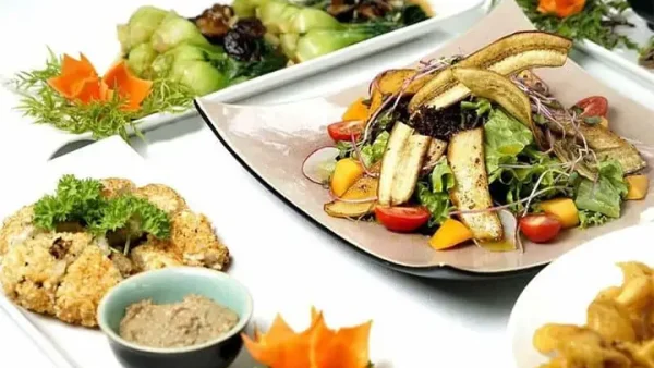 Tổng Hợp 10+ Mẫu Thực Đơn Tiệc Cưới Chay Theo Phong Cách Mới Nhất 2025