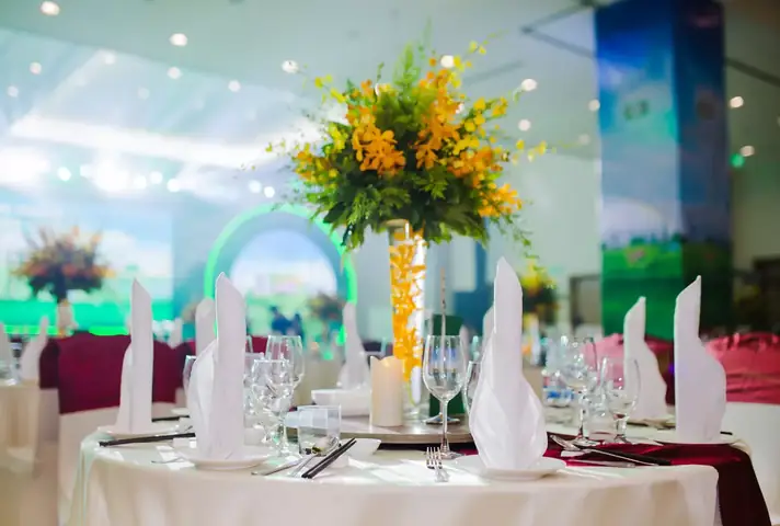 Khám Phá Tòa Nhà Sự Kiện Gala Royale – Địa Điểm Ideal Cho Tiệc Cưới Sang Trọng Tại Quận 1