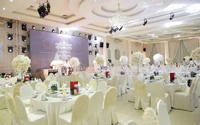 Khám Phá Địa Điểm Tiệc Cưới Long Vĩ – Địa Chỉ Long Vĩ Palace Tại Hà Nội