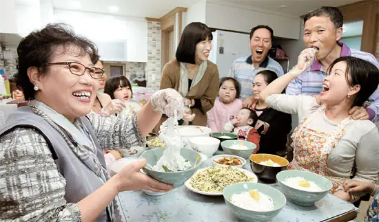 Tìm Trung Tâm Tiệc Cưới Nguyên Đình Ở Đâu? Địa Chỉ Các Cơ Sở Tại Hà Nội