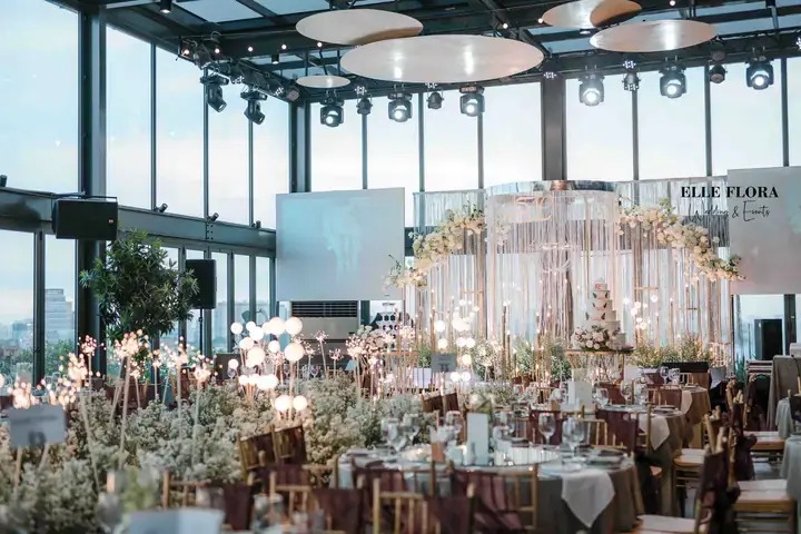 Top Địa Điểm Tiệc Cưới Rooftop Sang Trọng, Romantic Tại TP.HCM 2025