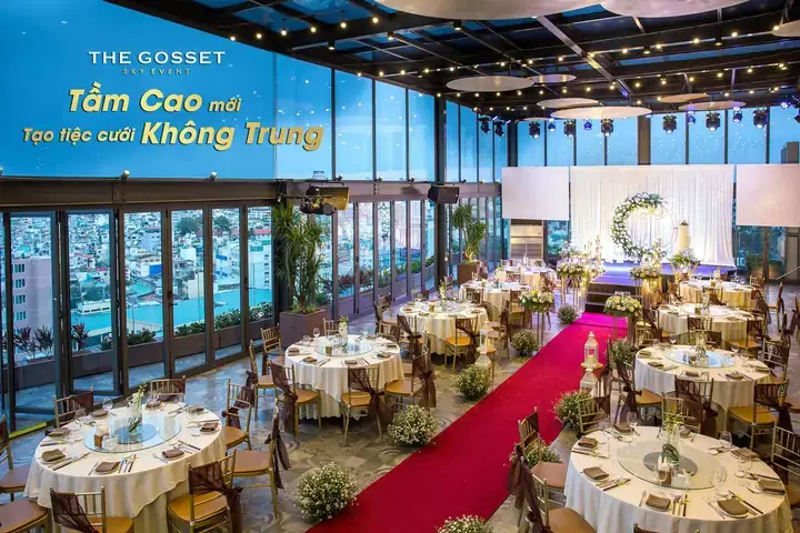 Top Địa Điểm Tiệc Cưới Rooftop Sang Trọng, Romantic Tại TP.HCM 2025