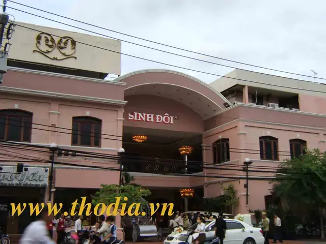 Hướng Dẫn Tổ Chức Tiệc Cưới Sinh Đôi: Tiêu Chí Chọn Địa Điểm, Quy Trình & Ước算 Ngân Sách