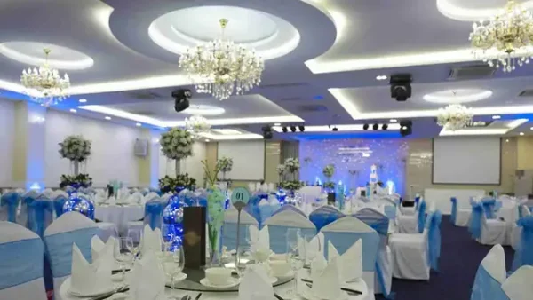 Chọn Tiệc Cưới Unique Ở TP.HCM: Tiêu Chí Sức Chứa, Menu, Dịch Vụ Và Chi Phí Cho Cặp Đôi