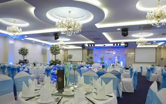 Chọn Tiệc Cưới Unique Ở TP.HCM: Tiêu Chí Sức Chứa, Menu, Dịch Vụ Và Chi Phí Cho Cặp Đôi