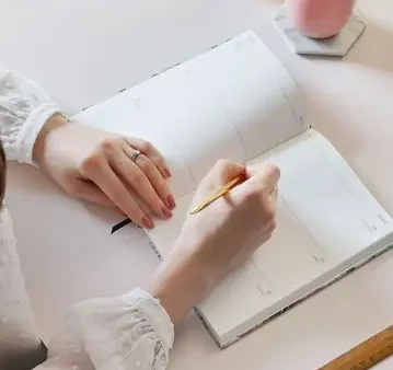 Hướng Dẫn Tổ Chức Tiệc Cưới: Chọn Dịch Vụ, Địa Điểm Và Lập Kế Hoạch Cho Cô Dâu Chú Rể