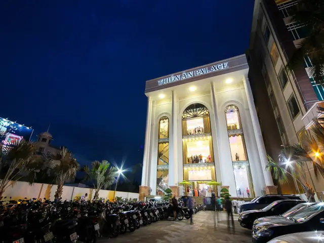 Trung Tâm Hội Nghị Tiệc Cưới Bright Star: Địa Chỉ Tổ Chức Sự Kiện Sang Trọng Tại Biên Hòa, Đồng Nai Trung Tâm Hội Nghị Tiệc Cưới Bright Star: Địa Chỉ Tổ Chức Sự Kiện Sang Trọng Tại Biên Hòa, Đồng Nai