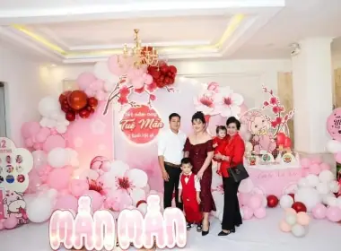 Trung Tâm Hội Nghị Tiệc Cưới Royal Center: Không Gian Sang Trọng Dành Cho Sự Kiện Của Bạn Trung Tâm Hội Nghị Tiệc Cưới Royal Center: Không Gian Sang Trọng Dành Cho Sự Kiện Của Bạn