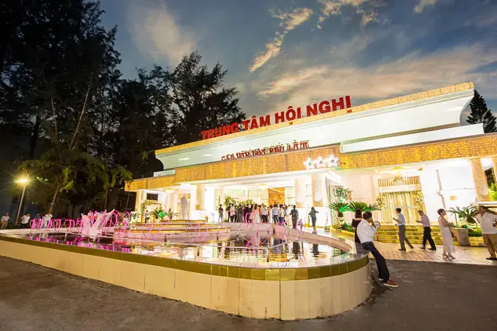Thông Tin Đầy Đủ Hệ Thống Trung Tâm Hội Nghị Tiệc Cưới Sun Palace (hà Nội & TP.HCM)